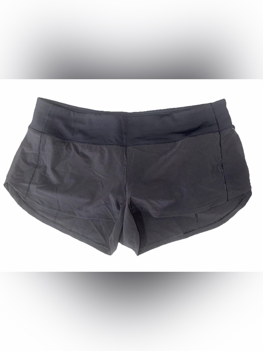 NWT LULULEMON SIZE 14 SPEED UP LOW RISE 2.5”L SHORT AUTHENTIC FULLY LINED BLACK